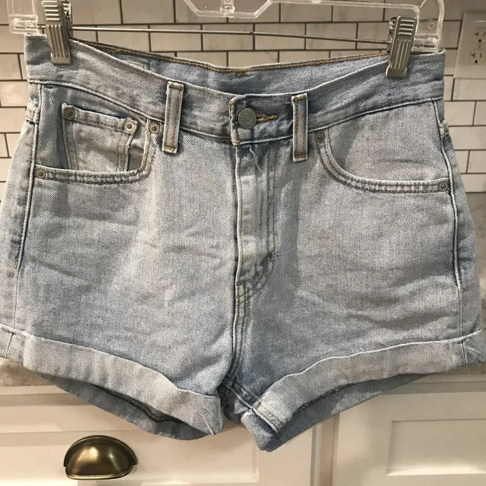 Levis Denim Shorts Womens 26 Blue Jean Cuffed Coastal Cowgirl Light Wash Western